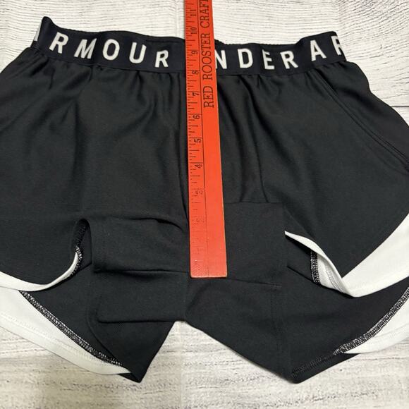 Lot Of 2 Under Armour UA Play Up 3.0 Twist Womens Size Small Running Shorts - Picture 5 of 16